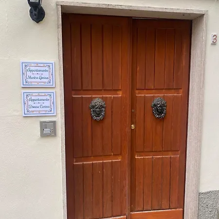 Piccolo Nel Centro Storico Di Apartment